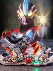 ABC Yearn Boys Sandals 2025 New Summer Anti-slip Ultraman Beach Shoes Bright Light Middle Large Children Anti-slip Slip-ons