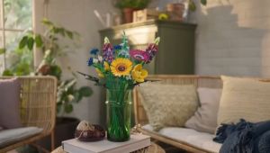 (Ready Stock) 10313 LEGO Icons Wildflower Bouquet Building Toy
