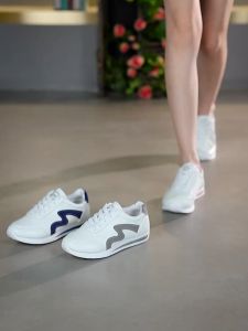 New Women Korean Style Breathable White Sports Shoes Running Shoes Comfort Leisure Sneakers For Women On Sale