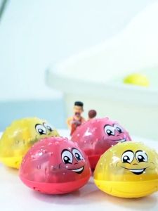 Childrens Bath Toys Electric Water Sprayer Electric Shower Water Spray Ball Childrens Toys UFO Water Polo That Provides An Enjoyable Baby Bathing and Bathing Experience Adorable Water Polo Toys for Kids in Water Like Athletes
