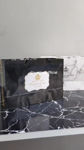 Hampers Natal Gelas & Gift Box Gelas Marbel: Pilihan Hadiah Tepat untuk Musim Natal