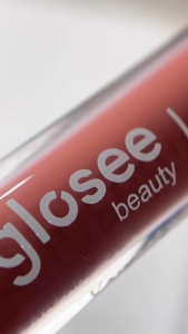 GLOSEE BEAUTY Glam Up Lip Coat Lip Cream