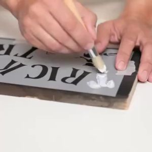 5pcs Leaf-Wrapped Letter Painting Templates | Reusable Washable Sprayable Ideal for Handicrafts Slim Cutting Decorations