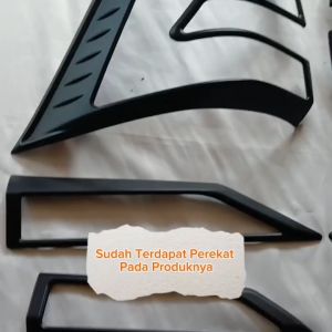 Garnish Lampu Belakang All New Avanza Veloz 2019 - 2021 Hitam Doff Premium