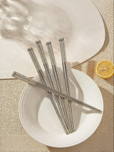MODERN SWEETHOME | Antibacterial Mold-Resistant Heat-Resistant 316L Stainless Steel Chopsticks