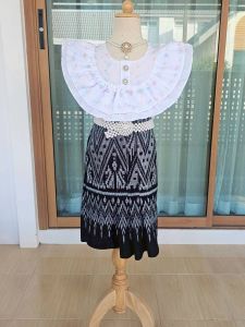 ชุดไทยประยุกต์เด็กผู้หญิง เสื้อแต่งระบายปักฉลุสีรุ้ง 2 ชั้น กระโปรงทรงเอ งานสวยดูดี ใส่ได้ทุกโอกาส