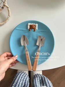 Rustic Wood Grain Stainless Steel Shovel Cute Little Fork Vintage Handle Soldier Shovel Watermelon Spoon Dessert Spoon