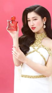 Nước hoa Nữ Charme Queen 100ml ướp cánh hồng thơm ngát trên làn da mềm mại lưu hương lâu và toả hương xa