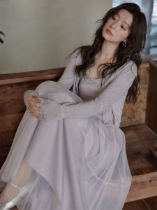 seemon | Áo Sweater T-shirt Thời Trang Cao Cấp Elegance Nhỏ Gọn Độc Đáo cho Mùa Thu