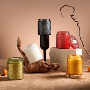 Large Relief Aromatherapy Candle Glass Vase Fragrance Decorations for Girls Bedroom Light Perfume Soy Wax Souvenir Gift