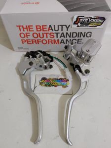 HANDLE MASTER REM RCB DOMINO TABUNG OVAL 1SET KIRI KANAN + SWITCH REM + KOPLING UNIVERSAL PNP RX KING/ SATRIA FU/ VIXION/ VARIO/ MIO/ BEAT/ SCOOPY/ FINNO/ JUPITER/ SUPRA/ NINJA R/ NINJA RR/ NINJA 150 DLL