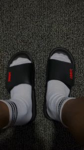 Logic - Sandals Pria Selop Red Colombo Velcro