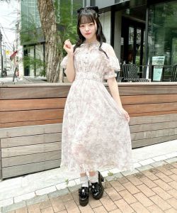 ชุดเดรสผ้าตาข่ายบางพิมพ์ลายสไตล์ญี่ปุ่นพร้อมเข็มขัด กระโปรงทรงเอแขนสั้นคอตั้ง