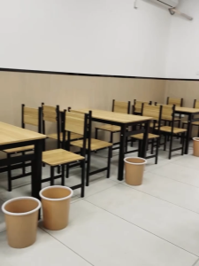 ชุดโต๊ะกินข้าว พร้อมเก้าอี้ 4 โต๊ะกินข้าว เก้าอี้ไม้ ที่นั่ง โครงเหล็ก 120x60x75 cm (ประกอบง่าย) โต๊ะกินข้าว เก้าอี้ไม้ โต๊ะมินิมอล ชุดโต๊ะเก้าอี้ โต๊ะอาหาร