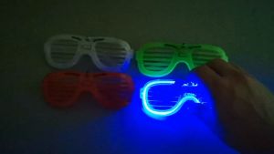 JJKing Bungee Glowing Party Christmas Glasses for Women with Led Light Original Fashion Tik Tok Style Bar Nightclub Photo Props Glasses Funny