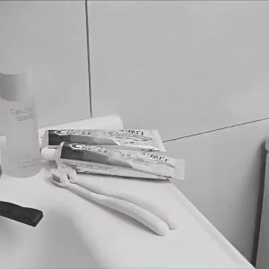 Non-punch Comb Storage Container Wall-mounted Large Capacity Toothbrush Toothpaste Holder Bathroom