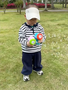 Wonderful Toys DoDo Bird Bubble Gun Toy with Lights 6 Holes Automatic Blowing Bubble Machine Toys For Kids Gift