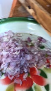 Parutan Bawang Serbaguna Pengiris Keripik Pengiris Dapur ( Kayu Jati Asli )