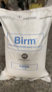 1 bao 25 lít hạt Birm khử phèn lọc nước