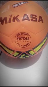 BOLA FUTSAL MIKASA SIZE 4 - BAHAN PVC PRESS - AWET - BONUS POMPA PENTIL