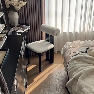 Modern Dining Chair Upholstered Chairs Solid Wooden Lamb Fabric Kitchen Chairs for Living Room