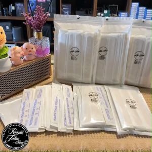 WOODEN TONGUE DEPRESSOR ไม้ตักวาสลีน ไม้ตักวาสลีน ไม้ตักครีม ขนาด 6 นิ้ว แพ็ค 50 ชิ้น ใช้สําหรับตักครีมหรือวาสลีน