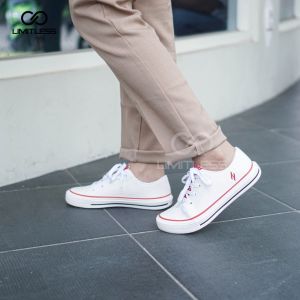 Sepatu Wanita Sneakers Karet Terbaru Sepatu Wanita Low Anti Air Kekinian Ringan Sepatu Sneakers Wanita Keren Murah