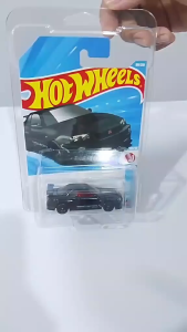 Nissan Skyline GT-R (BNR34) Black Hot Wheels With Case Protector