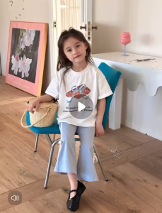 【Family Set】Baju Setelan Anak Perempuan Cute printed T-shirt + busur bell-bottoms Baju santai anak