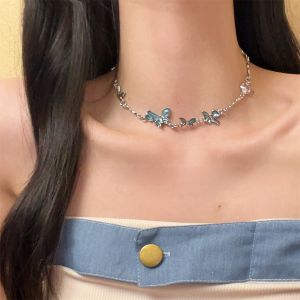 สร้อยคอแบบคอจี้รูปผีเสื้อสีฟ้า PM2.5 สำหรับผู้หญิง โซ่เสื้อสเวตเตอร์แบบทันสมัย ​​โซ่กระดูกไหปลาร้าหรูหรา เครื่องประดับแฟชั่น