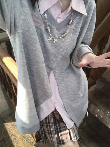 เสื้อยืดแขนยาวทรงหลวมสำหรับผู้หญิง ดีไซน์ไม่สมมาตร ทรงหลวม สไตล์ลำลอง ฤดูใบไม้ผลิ 2025 เสื้อเชิ้ตผู้หญิง