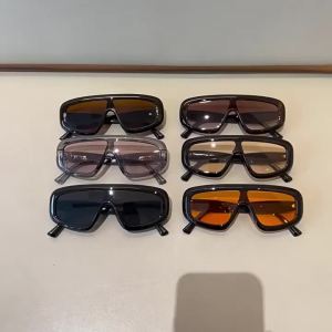 Vintage One Piece Shield Stripe Flat Sunglasses for Women New Fashion Brand Gradient Y2K Sun Glasses Ladies Outdoor Uv400 Shades