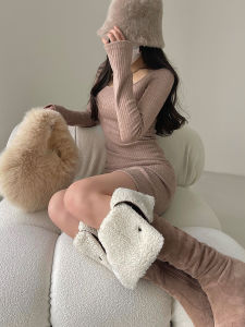 ชุดเดรสสั้นถักเอวสูงทรงเข้ารูปคอเหลี่ยมแขนยาวสำหรับผู้หญิง ชุดเดรสฤดูหนาวสีพื้นอื่นๆ เสื้อผ้าผู้หญิง