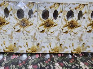 Doorgirft Spoon And Fork Wedding Gift / 1 Set Doorgirft Souvenir / Wedding Gift / Souvenir Doorgirft / Souvenir Doorgirft Spoon And Fork is an Unique Doorgirft in the Event of Wedding Parties / Gift Souvenir VIP.