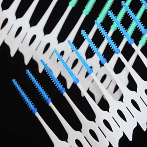 แปรงขัดซอกฟันขนนุ่ม ไม้จิ้มฟันสำหรับดูแลช่องปาก ใช้ได้ทั้งจัดฟันหรือไม่จัดฟันและฟันปลอม 40ชิ้น/กล่อง (A12)