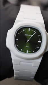 NORTH EDGE 50M Waterproof Luminous Hands Relo Outdoor Swimming Sports Mens Watch 43g Lightweight Womens Watch VOLT Relo For Men Watch