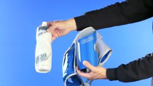 CAMELBAK Delaney Belt 21oz Pouch Bag ( Original 0.6L Volume  Jet Valve Leak Proof)