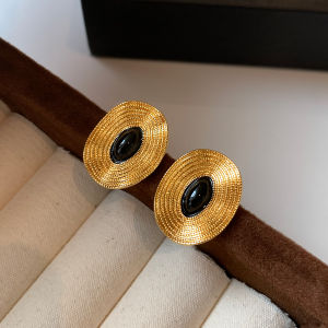 Retro Irregular Black Agate Earrings Womens Luxury Minimalist High-End Feelings 2025 Ultra-Hot New Style Earring Jewelry