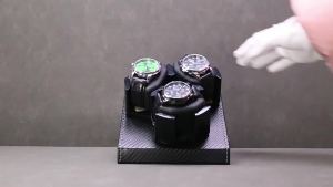 Hộp Đựng Đồng Hồ Bằng Da Sợi Carbon 3 Ngăn Trưng Bày Và Bảo Quản Nhanh Chóng Kèm Gối Bông Nhớt Tự Rung Lắc Cho Đồng Hồ