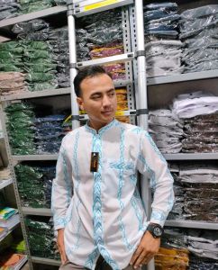 KOKO PUTIH PRIA SALUR BORDIR