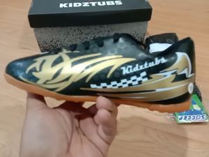 Sepatu Futsal Anak Laki-laki & Perempuan Usia 2-10 Tahun