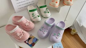 Dép Cross BEICE Đế Cao 5cm  Siêu Nhẹ Chống Bám Bẩn Phong Cách Hàn Quốc Tặng Kèm 6 Sticker Dễ Thương