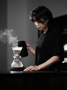 MHW-3BOMBER Aroma Coffee Server เหยือกแก้วดริปกาแฟ ขนาด 500 ml