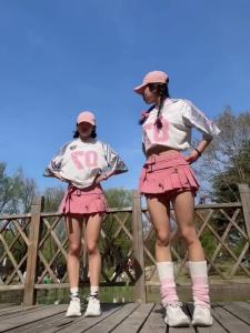 American Retro Short-sleeved T-shirt Womens Summer Leopard Print Love Jersey Sports Style Design Sense Niche Loose V-neck Top