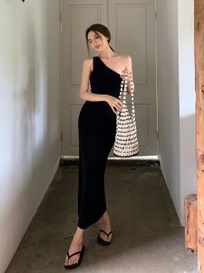 ชุดเดรสยาวคลุมเข่าคอวีแขนกุดสีดำ ทรงสลิมฟิต สำหรับผู้หญิง ช่วงฤดูร้อน กระโปรงทรงเอเอวสูง เดรสยาวคลุมเข่า