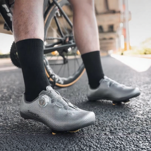 Santic | Carbon Fiber Bottom Road Cycling Lock Shoes