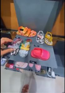 MINI MELISSA ABSTRAK COLORFUL FLOWER KIDS SANDAL ( SIZE 22/23 - 30 )