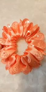 Scrunchie Glossy corak batik cepol jepit rambut gelang karet ikat rambut anti pusing - 12cm