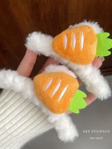 Carrot Shaped Plush Hair Clip Womens Back of Head Shark Clamp White New Style Spring Summer Hair Accessories Fresh Outlined