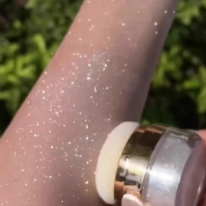 BLK Cosmetics | Brightening Highlighter Powder Shimmer